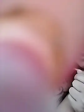 canariamorbosa online show from November 11, 8:58 am