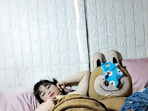 Lyly nuce online show from November 9, 2:54 am