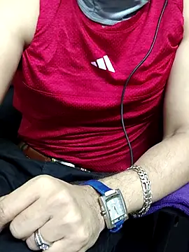 Snapshot of chocolate_alone chatting on October 2, 6:48 pm chocolate alone online show from October 2, 6:48 pm