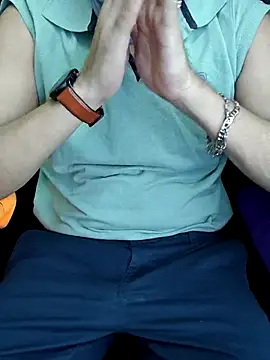 Snapshot of chocolate_alone chatting on October 10, 8:24 am chocolate alone online show from October 10, 8:24 am