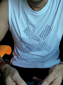 Snapshot of chocolate_alone chatting on October 14, 7:09 am chocolate alone online show from October 14, 7:09 am