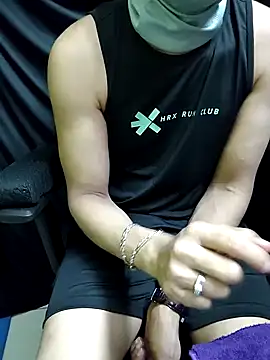 Snapshot of chocolate_alone chatting on November 17, 8:20 am chocolate alone online show from November 17, 8:20 am