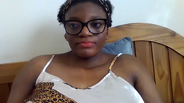 SexyGemBeautyX online show from September 8, 5:45 pm