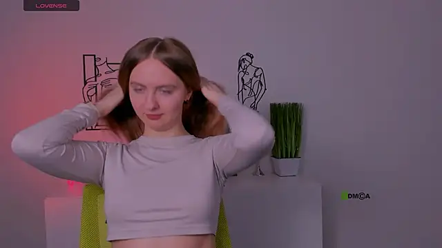 mila glow1 online show from October 1, 7:31 pm