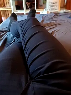 Snapshot of Horny_mummy chatting on November 25, 1:11 pm Horny mummy online show from November 25, 1:11 pm