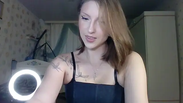 RuxaShade online show from November 19, 11:21 am