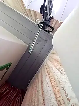 Snapshot of LenaBloomy chatting on September 16, 10:27 am LenaBloomy online show from September 16, 10:27 am