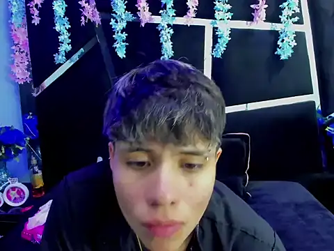 Snapshot of Bruno_Cruzz chatting on September 9, 2:22 am Bruno Cruzz online show from September 9, 2:22 am