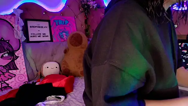sophiievv online show from November 21, 7:12 pm