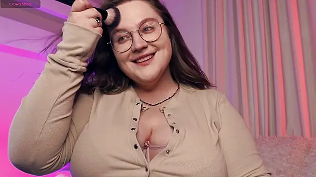 Alissa S online show from September 11, 4:40 pm