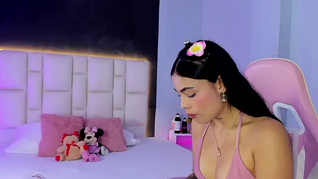 SammyRose  online show from October 7, 8:06 pm