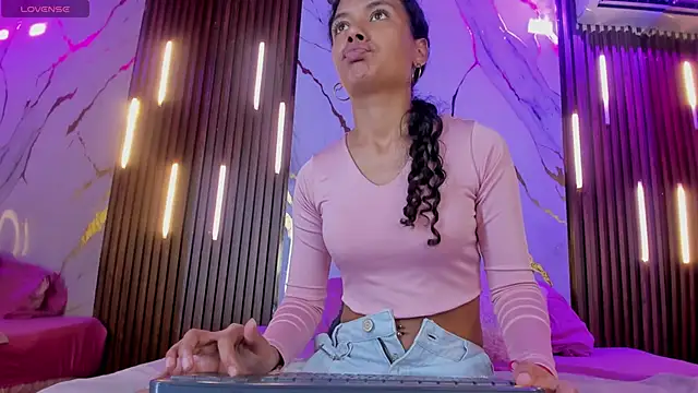 VictoriaDuart online show from September 17, 7:48 pm