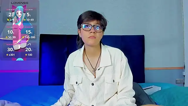 Tsuki Maru online show from November 3, 8:21 pm