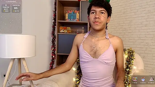 Snapshot of E_R_O_S_ chatting on November 26, 9:38 pm E R O S online show from November 26, 9:38 pm