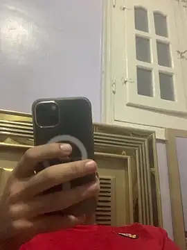 Snapshot of FlungBergenia chatting on October 11, 5:00 pm FlungBergenia online show from October 11, 5:00 pm