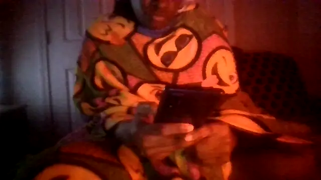 prettymaa online show from September 28, 12:27 am