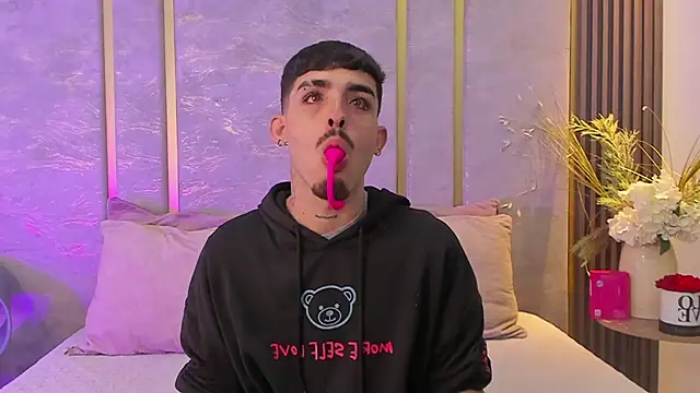 NikoStone  online show from September 10, 4:01 am