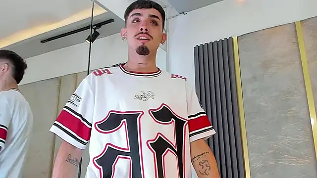 NikoStone  online show from October 14, 4:13 am