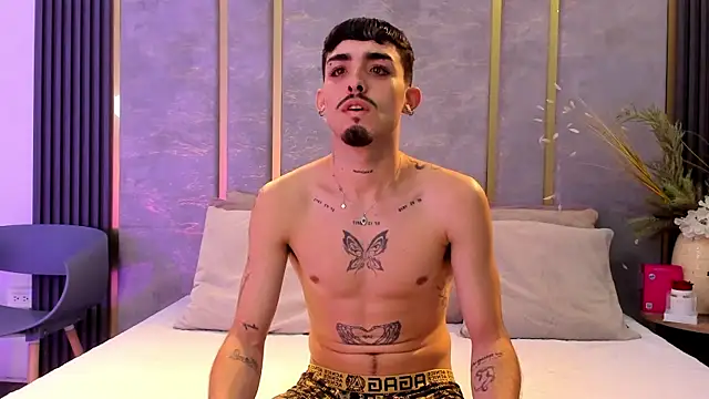 NikoStone  online show from October 21, 4:35 am