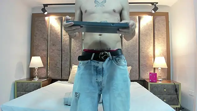 NikoStone  online show from November 29, 4:04 am