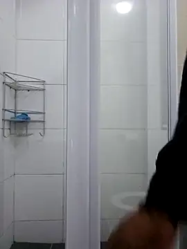 trickyOne online show from November 4, 4:06 pm