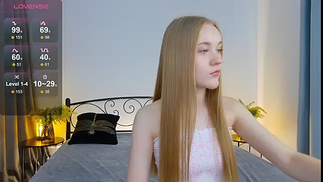 KumiKruz online show from September 19, 12:39 pm