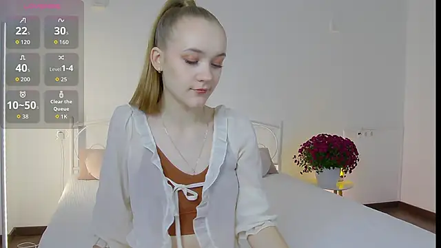 KumiKruz online show from November 7, 2:17 pm