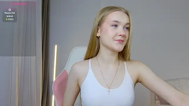 KumiKruz online show from November 14, 2:27 pm