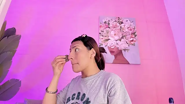 angelica cute12 online show from November 10, 6:18 pm