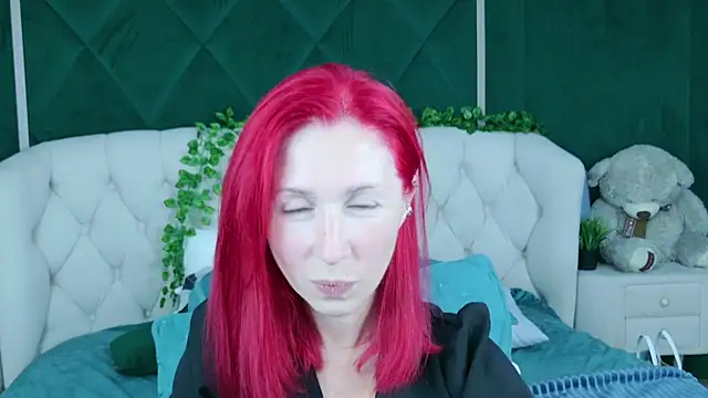 Sofia Lix online show from September 15, 9:15 pm