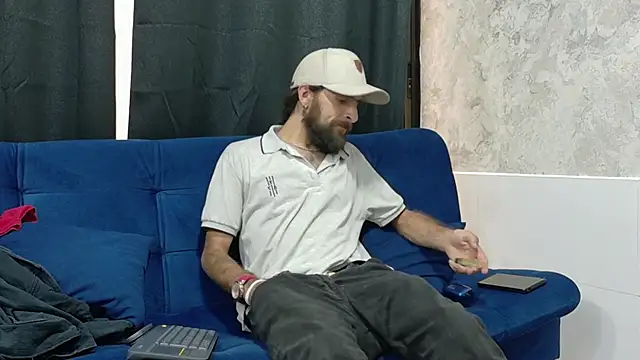 hairy mannn online show from September 20, 8:32 pm