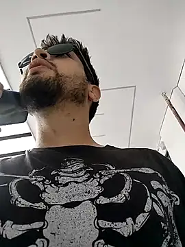 roxyrougee online show from October 20, 2:50 pm