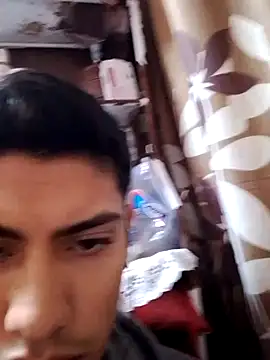 aispuro8505 online show from November 25, 9:09 am