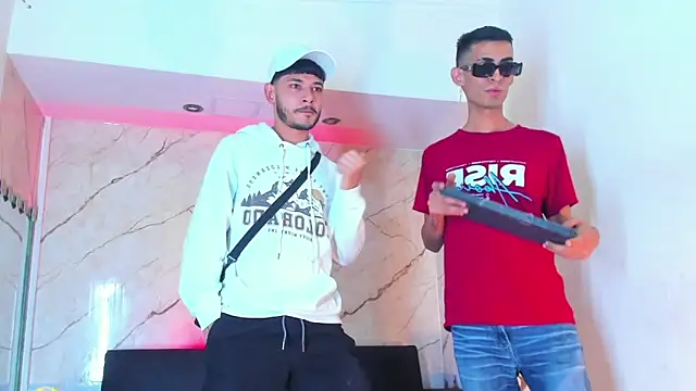 Golldens Dreamss online show from October 11, 7:56 pm