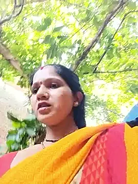 Jooli xx online show from September 22, 11:01 am