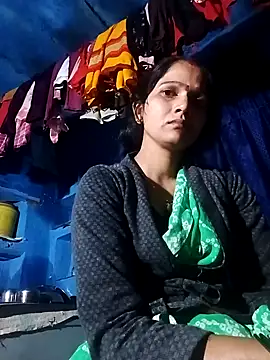 Jooli xx online show from November 2, 2:30 pm