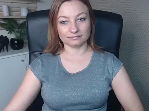 angelaSamt online show from October 2, 5:36 am