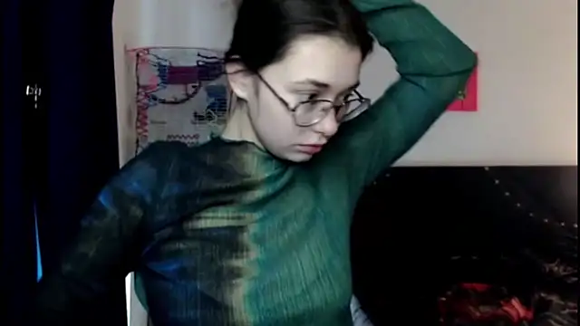 HotAnna2004 online show from November 22, 12:37 pm