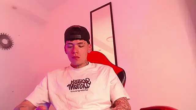 Anhonymus  online show from September 15, 5:40 am