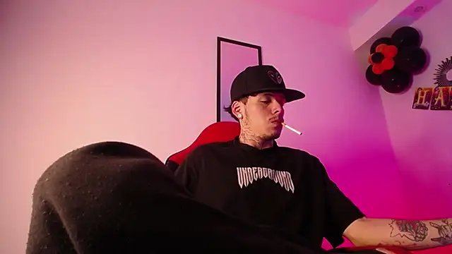 Anhonymus  online show from October 16, 3:51 am