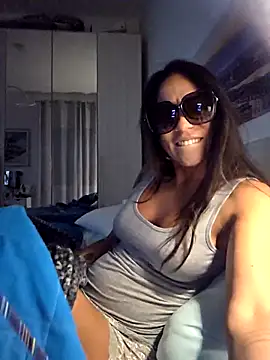 sexy7883 online show from October 4, 7:12 pm