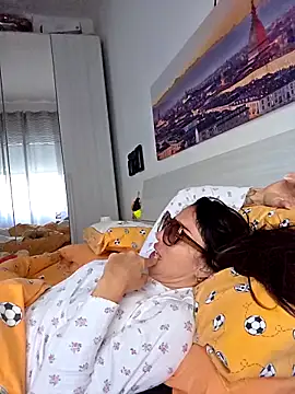 sexy7883 online show from November 6, 6:47 am