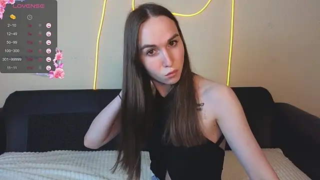 Angeel Kate online show from September 15, 8:31 pm