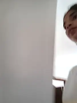 Hot-Soniya2 online show from October 6, 6:11 am