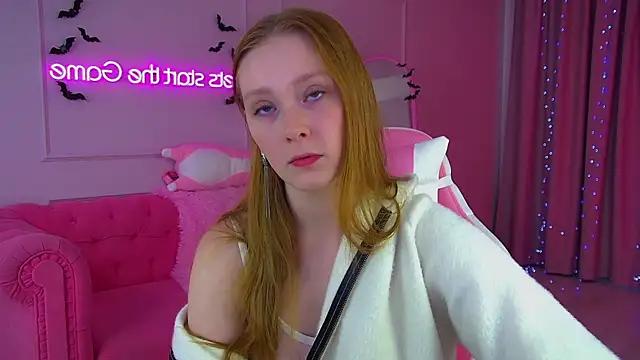 AgataFoxley online show from November 3, 7:09 am