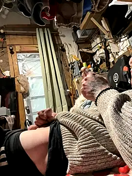 Mollyzhere online show from November 27, 9:06 pm