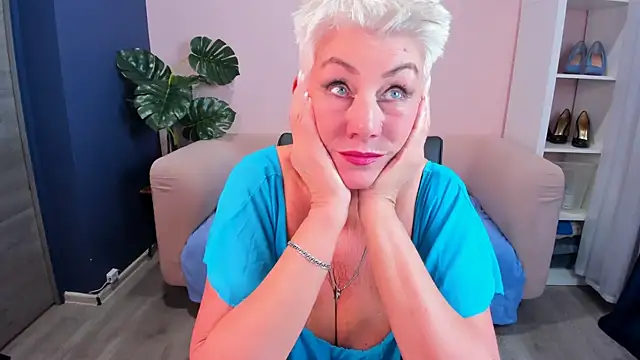 HotandMature online show from February 3, 11:31 am