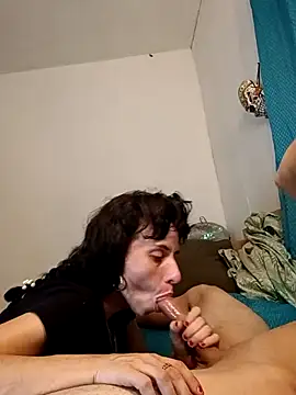 Snapshot of Labarbie77 chatting on October 17, 2:59 am Labarbie77 online show from October 17, 2:59 am