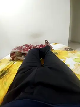 Snapshot of mommylover5 chatting on October 23, 5:01 pm mommylover5 online show from October 23, 5:01 pm