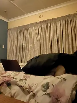 Snapshot of Cianda24 chatting on September 20, 7:48 pm Cianda24 online show from September 20, 7:48 pm